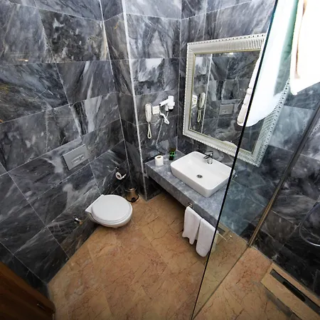 Amara Comfort Resort 5*