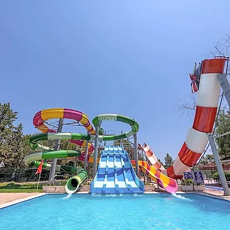 אתר נופש Amara Comfort 5*
