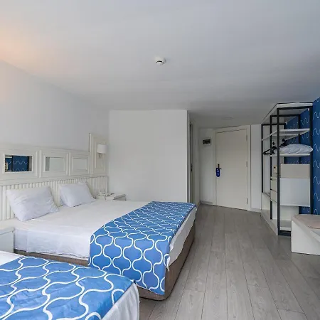 Amara Comfort Resort 5*