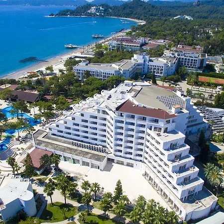 Amara Comfort 5*